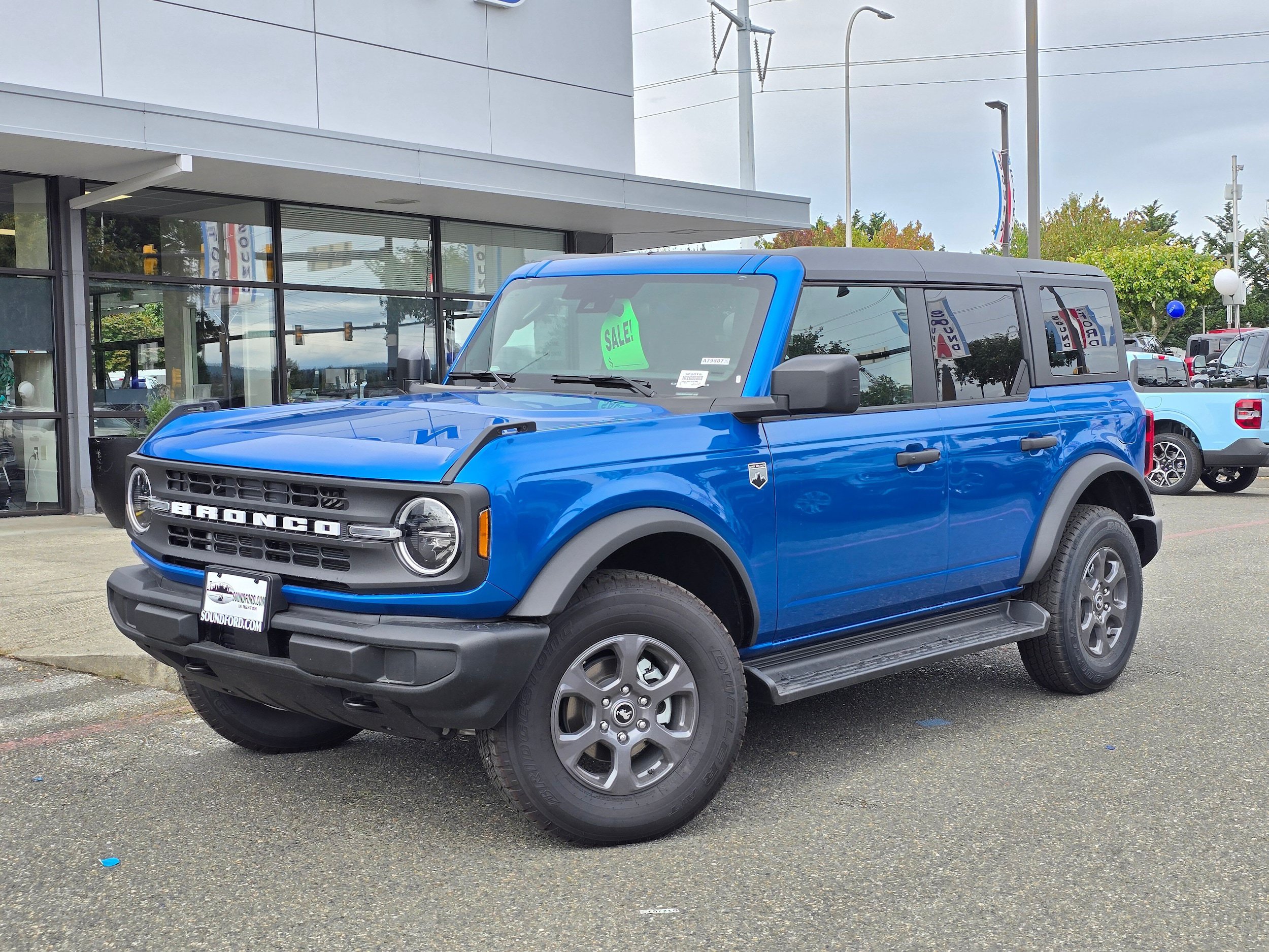 New 2026 Ford Bronco Big Bend AWD/4WD image 1