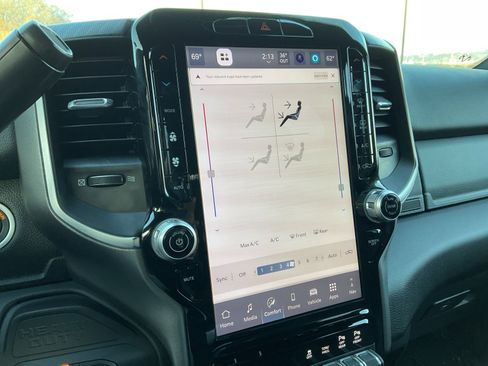 Used 2025 RAM 2500 Big Horn image 24