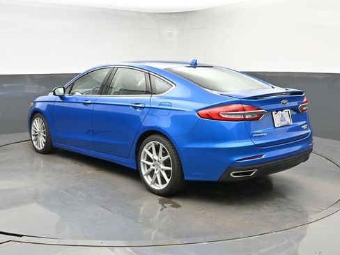 Used 2019 Ford Fusion Titanium FWD image 8