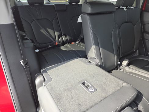 New 2026 Honda Pilot Touring image 23