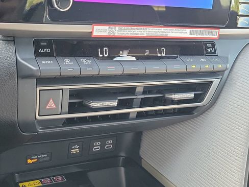 New 2026 Toyota Camry SE w/ Convenience Package FWD image 16