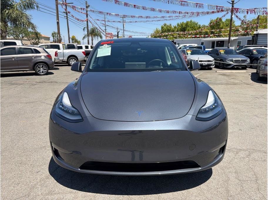 Used 2021 Tesla Model Y Long Range AWD/4WD image 19