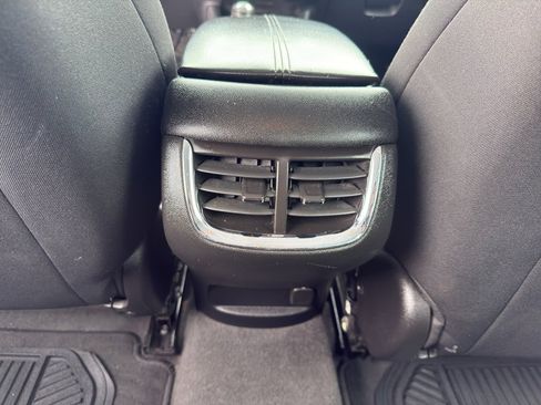 Used 2020 Chevrolet Malibu LT image 31