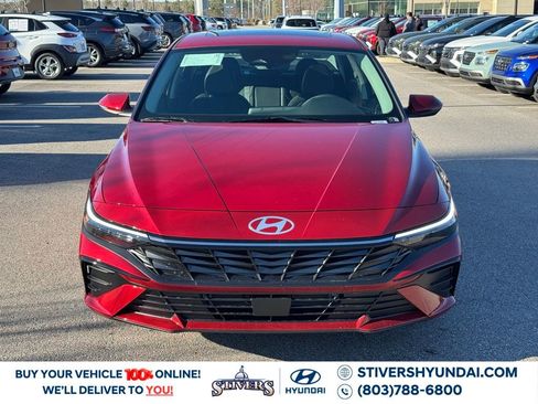 New 2026 Hyundai Elantra Limited image 9