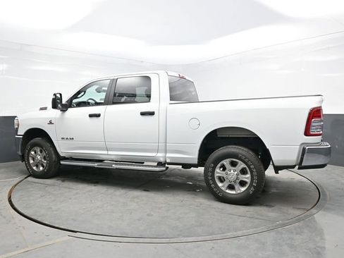 Used 2023 RAM 2500 Big Horn w/ Level 1 Equipment Group AWD/4WD image 4