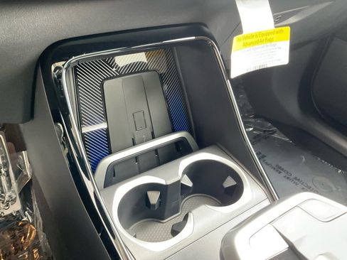 Certified 2025 BMW X2 xDrive28i w/ Technology Package image 18