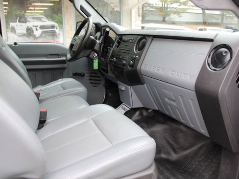 Used 2015 Ford F350 XL image 14