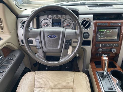 Used 2010 Ford F150 Lariat image 13