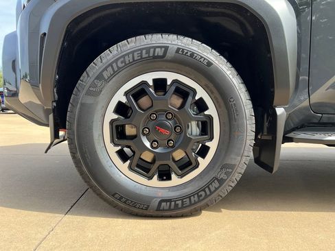 New 2026 Toyota 4Runner TRD Off-Road AWD/4WD image 19