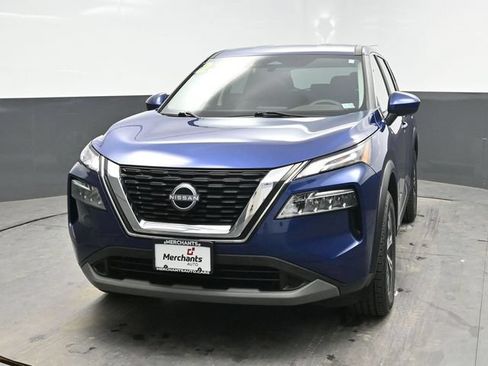 Used 2023 Nissan Rogue SV AWD/4WD image 2