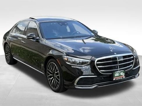 Used 2022 Mercedes-Benz S 580 4MATIC Sedan image 3
