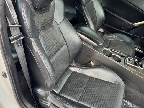 Used 2016 Hyundai Genesis Coupe 3.8 image 16
