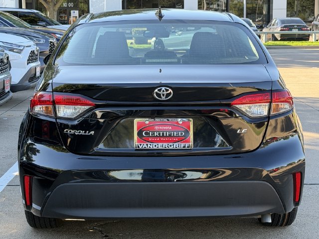 Certified 2025 Toyota Corolla LE FWD image 5