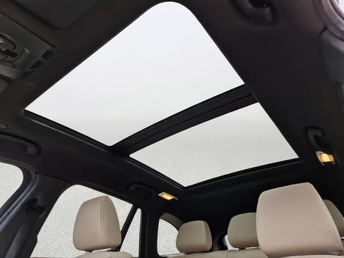 Used 2021 BMW X1 sDrive28i w/ Premium Package FWD image 24