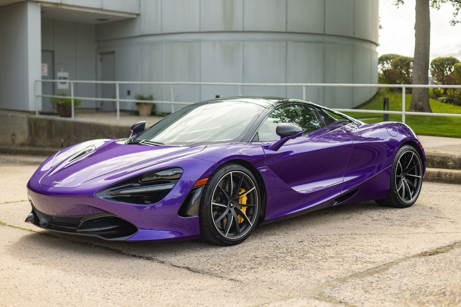 Used 2020 McLaren 720S Performance RWD image 35