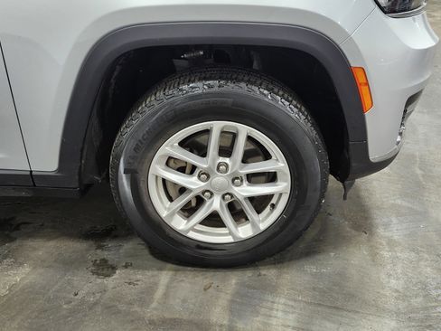 Used 2023 Jeep Grand Cherokee L Laredo w/ Luxury Tech Group I image 11