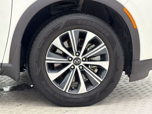 Used 2024 INFINITI QX60 Pure FWD image 13