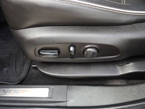 Used 2019 GMC Acadia Denali image 26