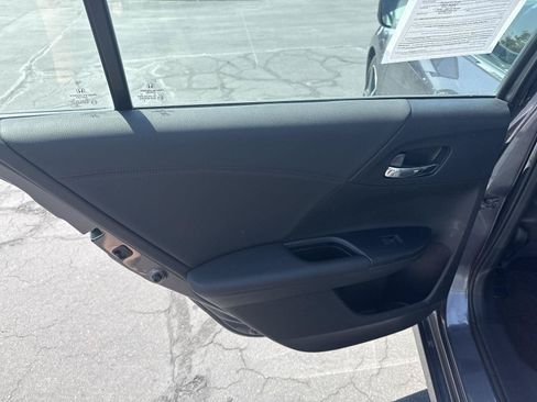 Used 2017 Honda Accord Sport Special Edition image 15