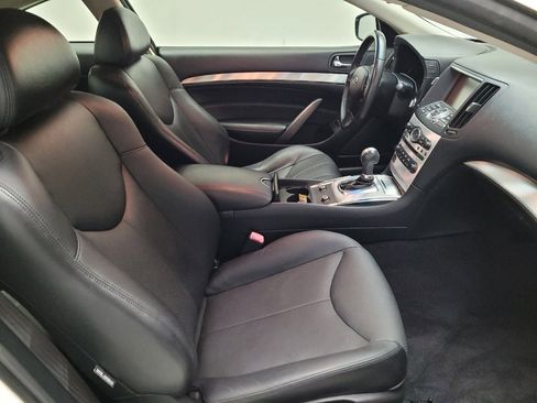 Used 2015 INFINITI Q60 Coupe image 21