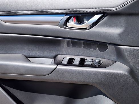 New 2025 MAZDA CX-5 AWD 2.5 S w/ Preferred Package image 9