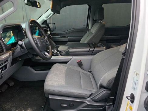 Used 2023 Ford F150 Lightning XLT image 15