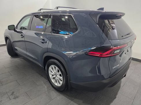 Used 2025 Toyota Grand Highlander AWD Hybrid image 3