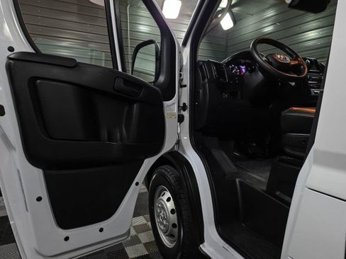 Used 2023 RAM ProMaster 2500 w/ Driver Convenience Group image 25