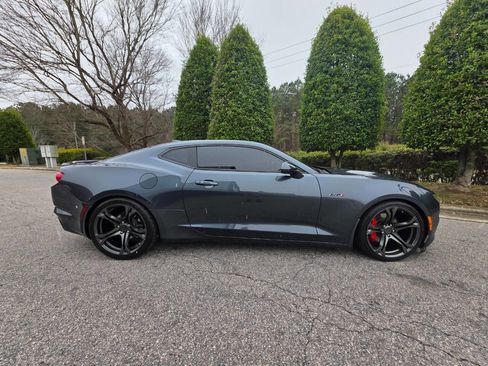 Used 2021 Chevrolet Camaro LT image 6