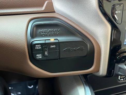 Used 2023 RAM 2500 Laramie AWD/4WD image 25