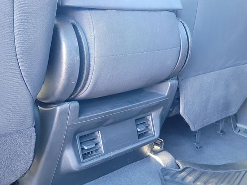 Used 2022 Chevrolet Silverado 2500 Custom image 14