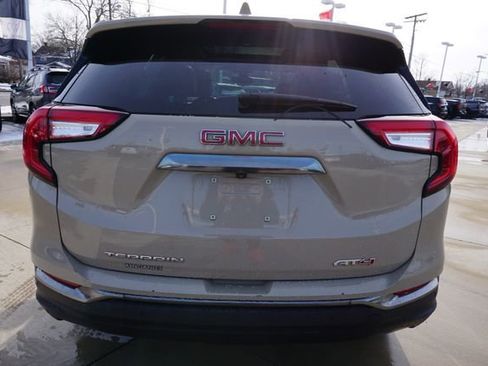 Used 2022 GMC Terrain AT4 w/ Infotainment Package II image 6