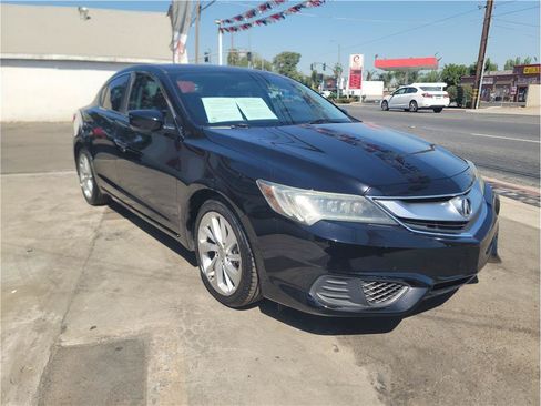 Used 2017 Acura ILX FWD image 4