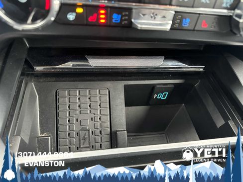 Used 2023 Ford F350 Lariat w/ Chrome Package image 31