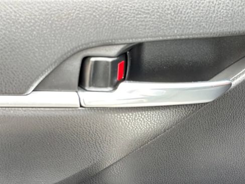 Used 2022 Toyota Camry SE w/ TRD Appearance Package (TMS) FWD image 19
