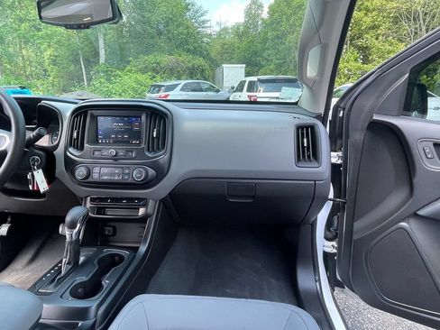 Used 2022 Chevrolet Colorado W/T w/ WT Convenience Package RWD image 27