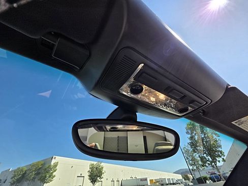 Used 2004 BMW Z4 3.0i image 32