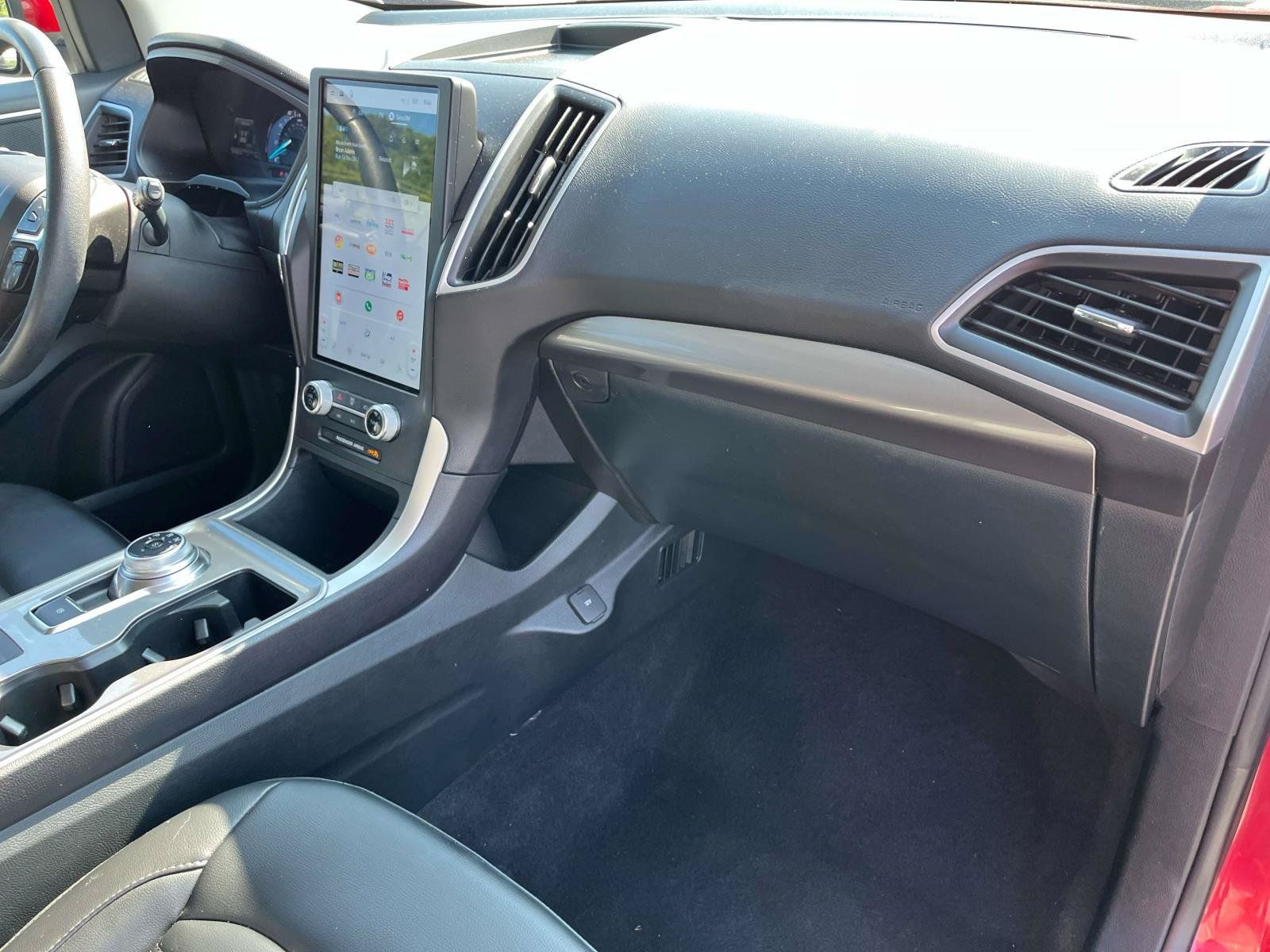 Used 2024 Ford Edge SEL AWD/4WD image 24
