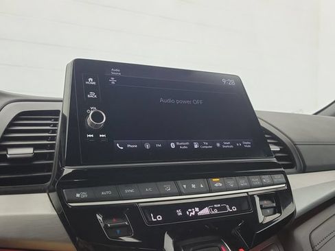 Used 2025 Honda Odyssey Sport-L image 28