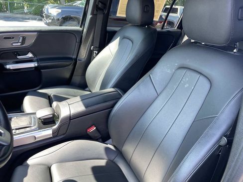 Used 2021 Mercedes-Benz GLB 250 image 21