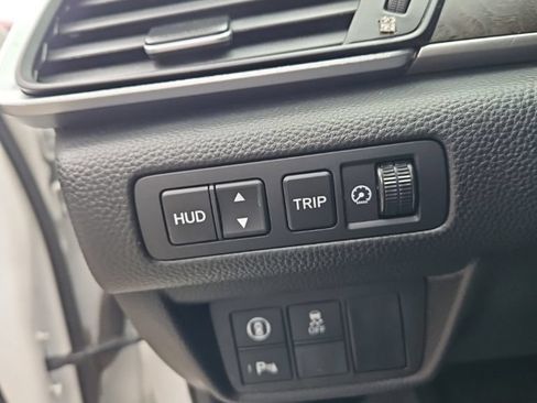 Used 2021 Honda Accord Touring image 16