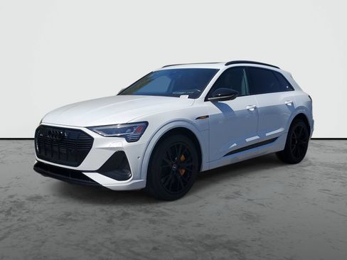 Used 2022 Audi e-tron Chronos AWD/4WD image 2