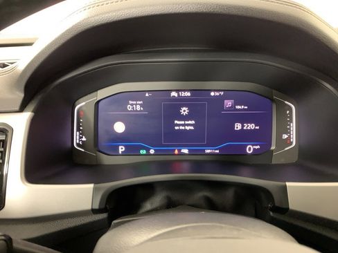 Used 2021 Volkswagen Atlas SEL R-Line image 20