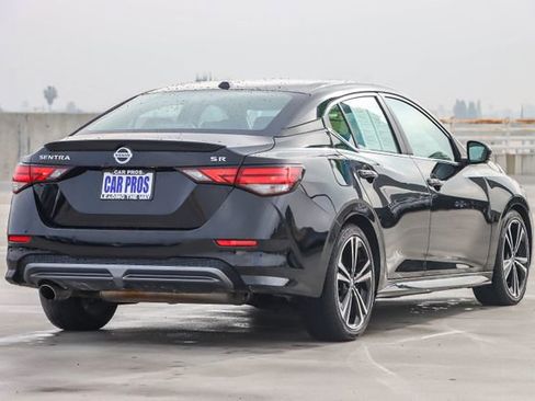 Used 2023 Nissan Sentra SR w/ SR Premium Package image 8