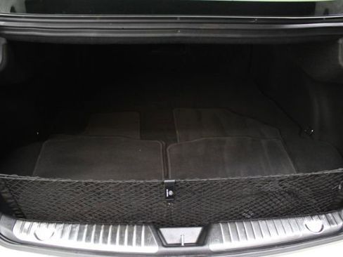 Used 2016 Kia Cadenza image 21