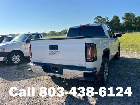 Used 2018 GMC Sierra 1500 SLT AWD/4WD image 4