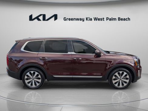 Used 2020 Kia Telluride S w/ S 8 Passenger Seating Package image 9