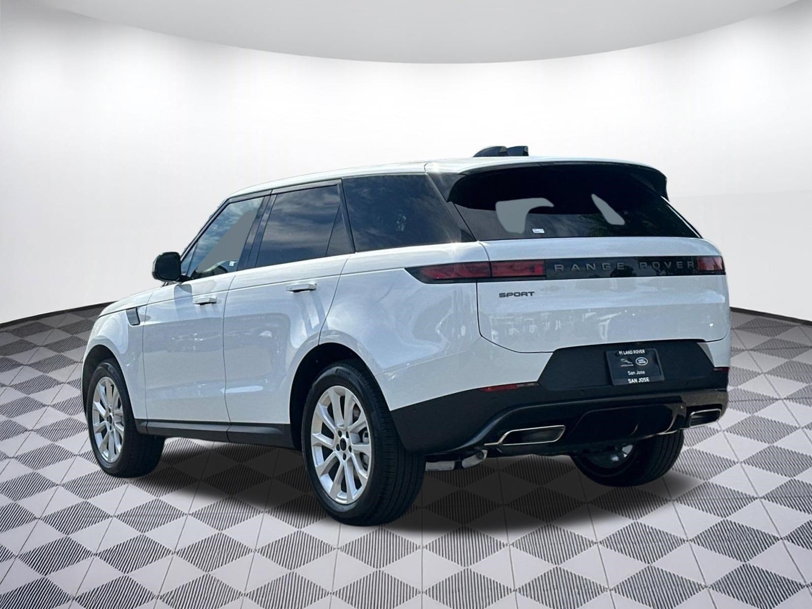 New 2027 Land Rover Range Rover Sport SE AWD/4WD image 3