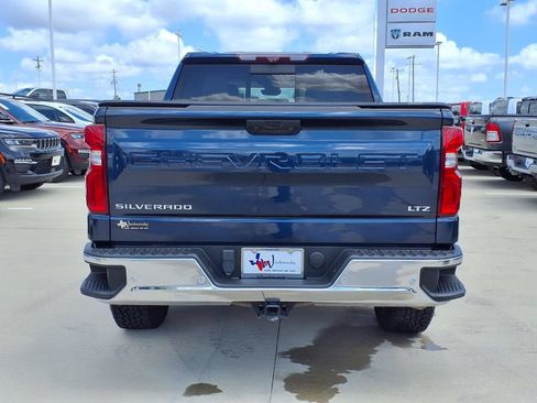 Used 2023 Chevrolet Silverado 1500 LTZ w/ LTZ Premium Package RWD image 7