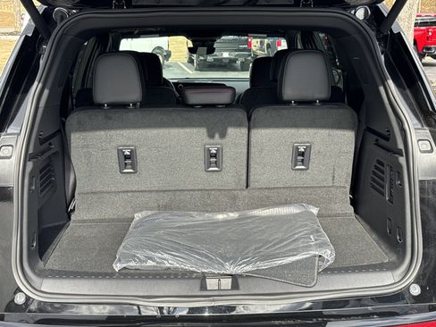 Certified 2024 Chevrolet Traverse RS w/ LPO, Floor Liner Package image 20